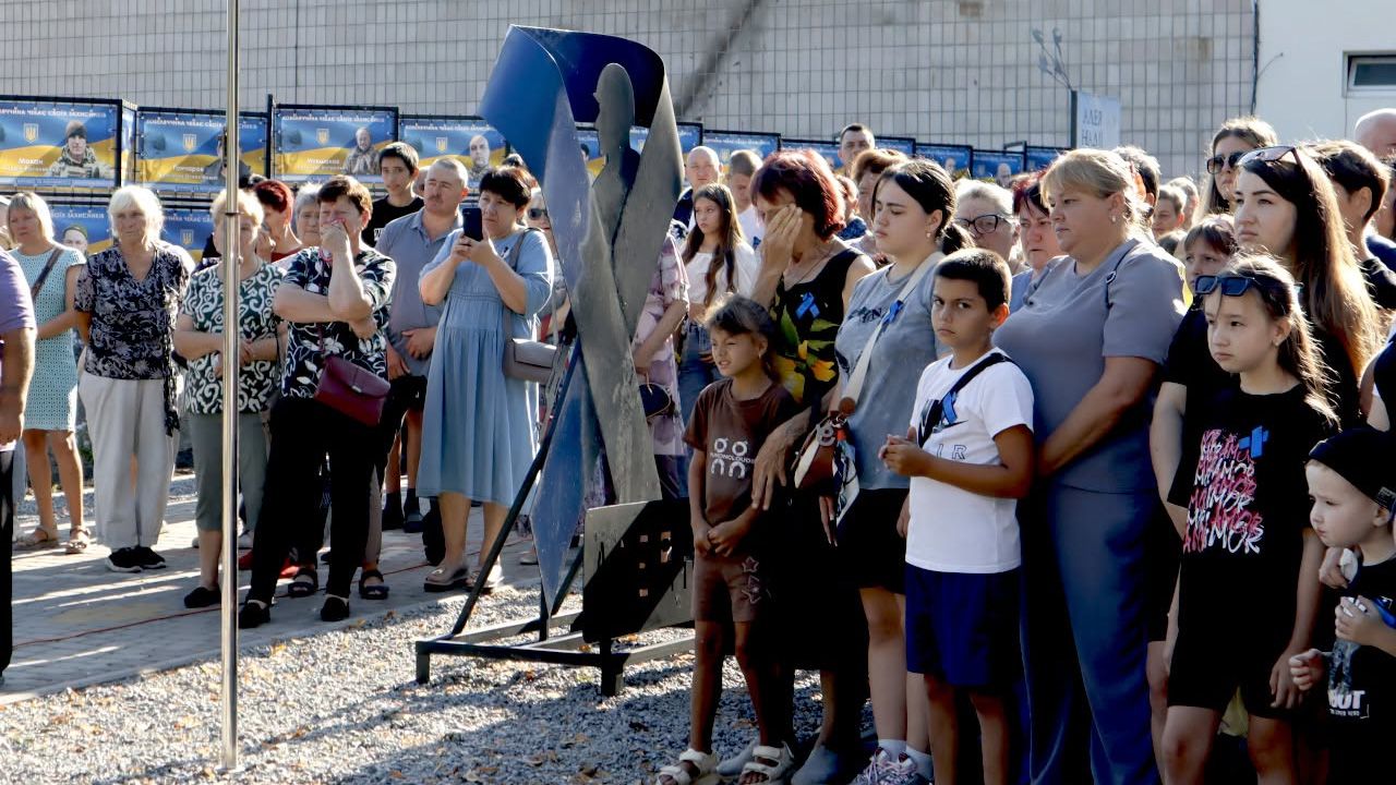 Алея Надії має перетворитися на Алею обіймів