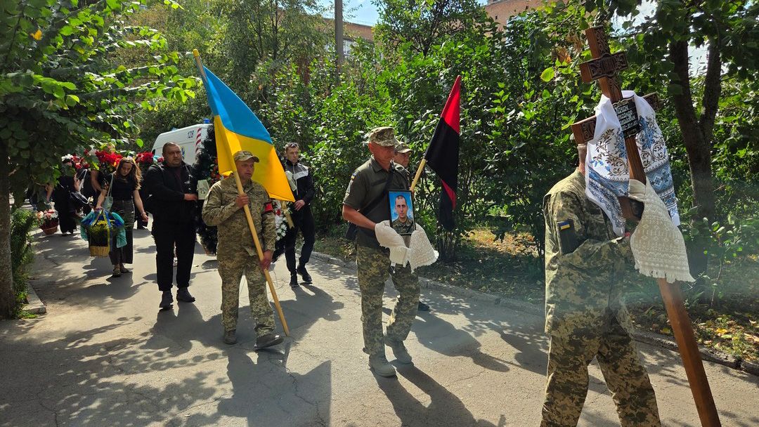 У Миргороді попрощалися з полеглим воїном 47-ї ОМБр Олександром Качаном