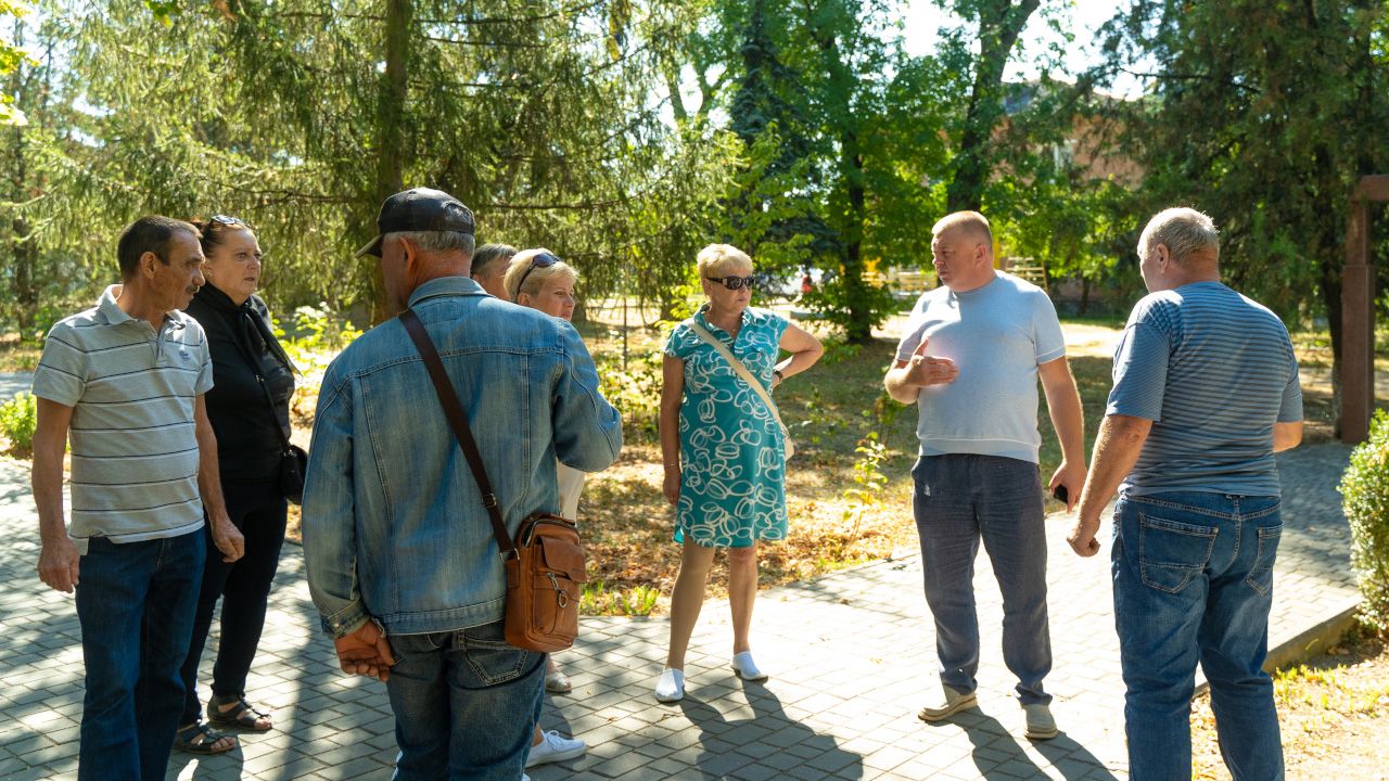 Влада Кобеляк обговорила з родинами полеглих Захисників облаштування Алеї Героїв та встановлення пам’ятників