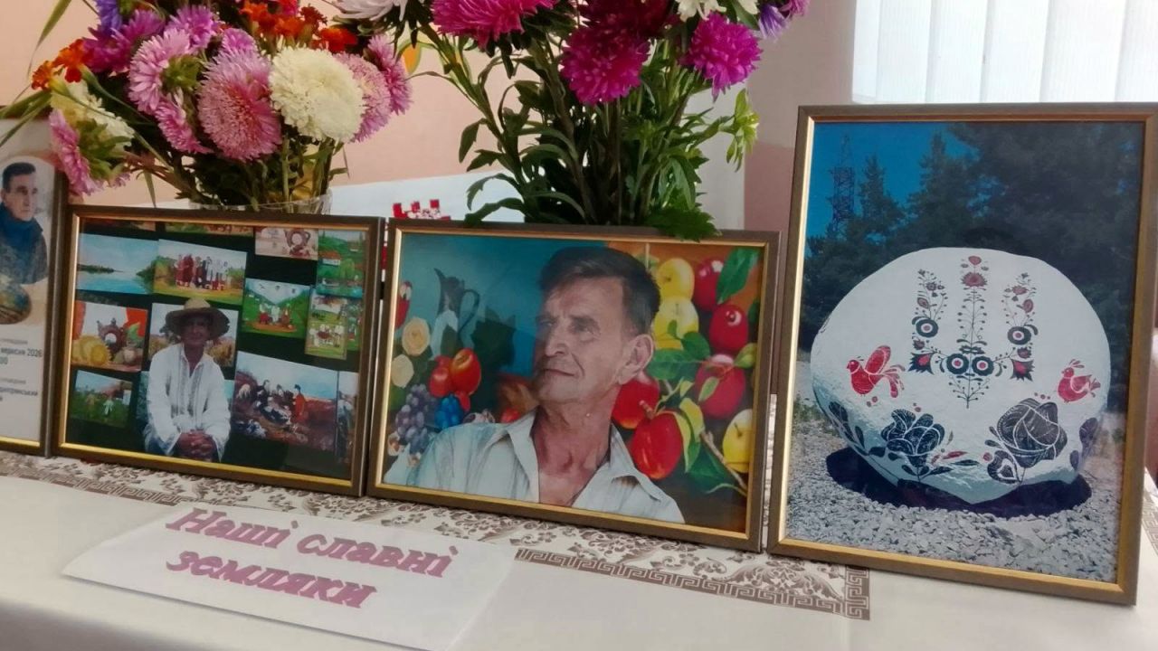 У Придніпрянському згадували талановитого художника