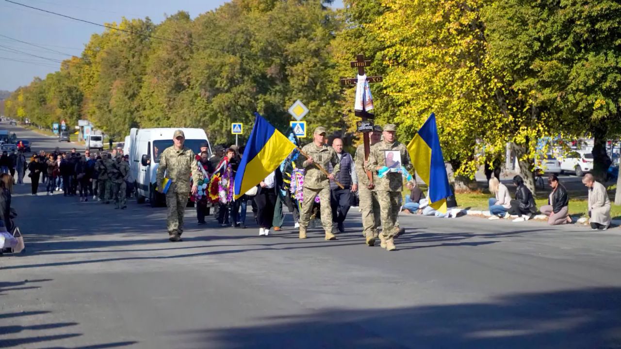 У Кобеляках попрощалися із Захисником України Ігорем Дриждем