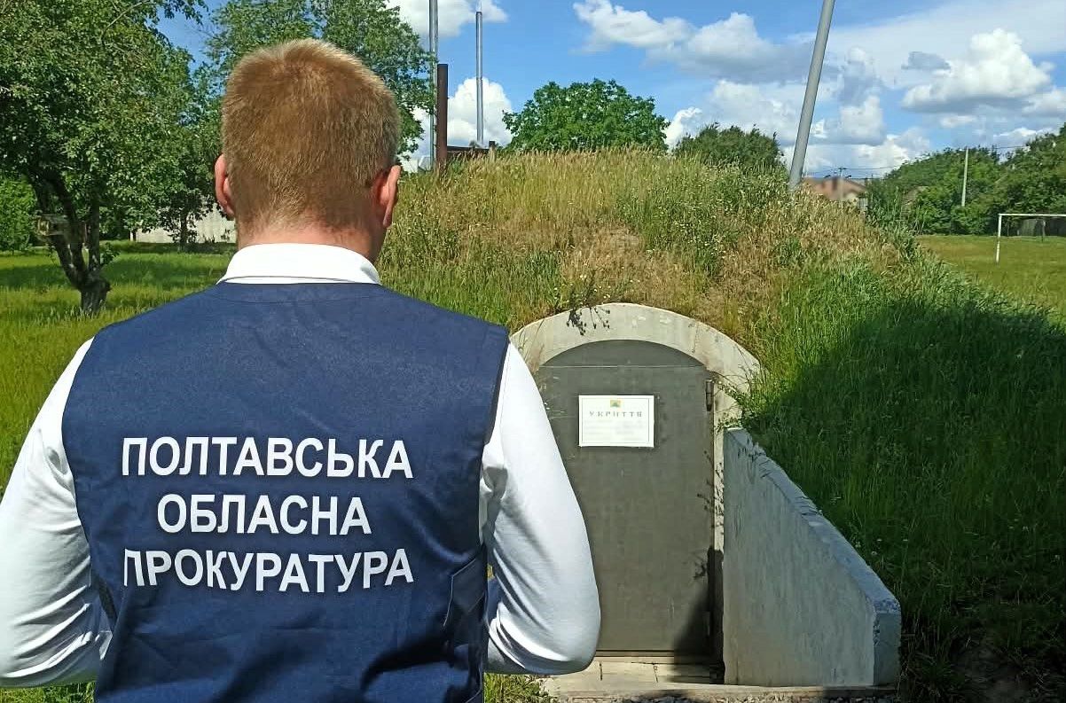 Неякісне модульне укриття за 4,3 мільйона: у Миргороді судитимуть ексочільницю закладу та підрядницю