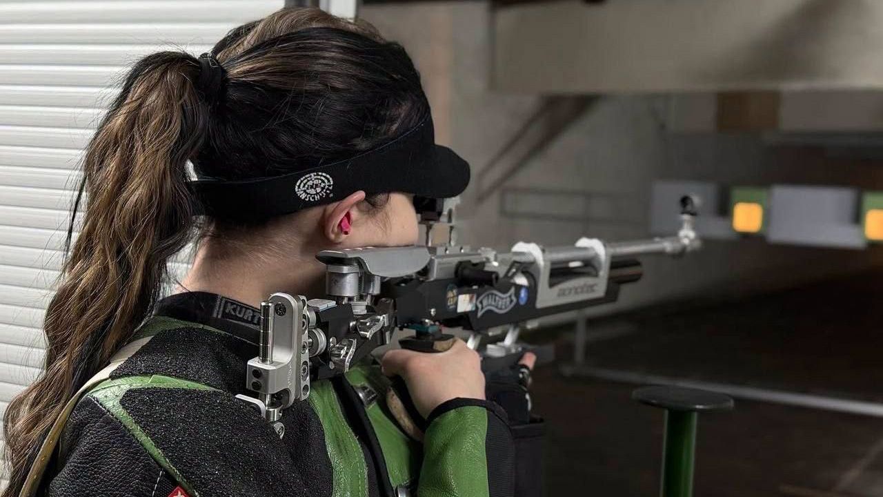 Команда дівчат із Горішніх Плавнів здобула золото на чемпіонаті України зі стрільби кульової