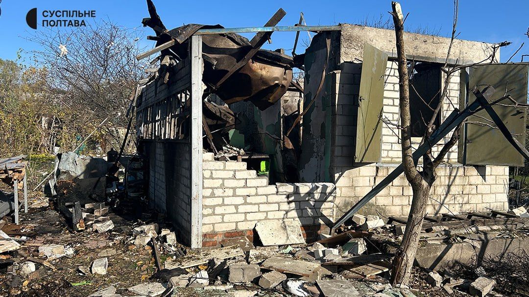 Падіння уламків ворожого БпЛА на Кременчуччині: з’явилися фото наслідків