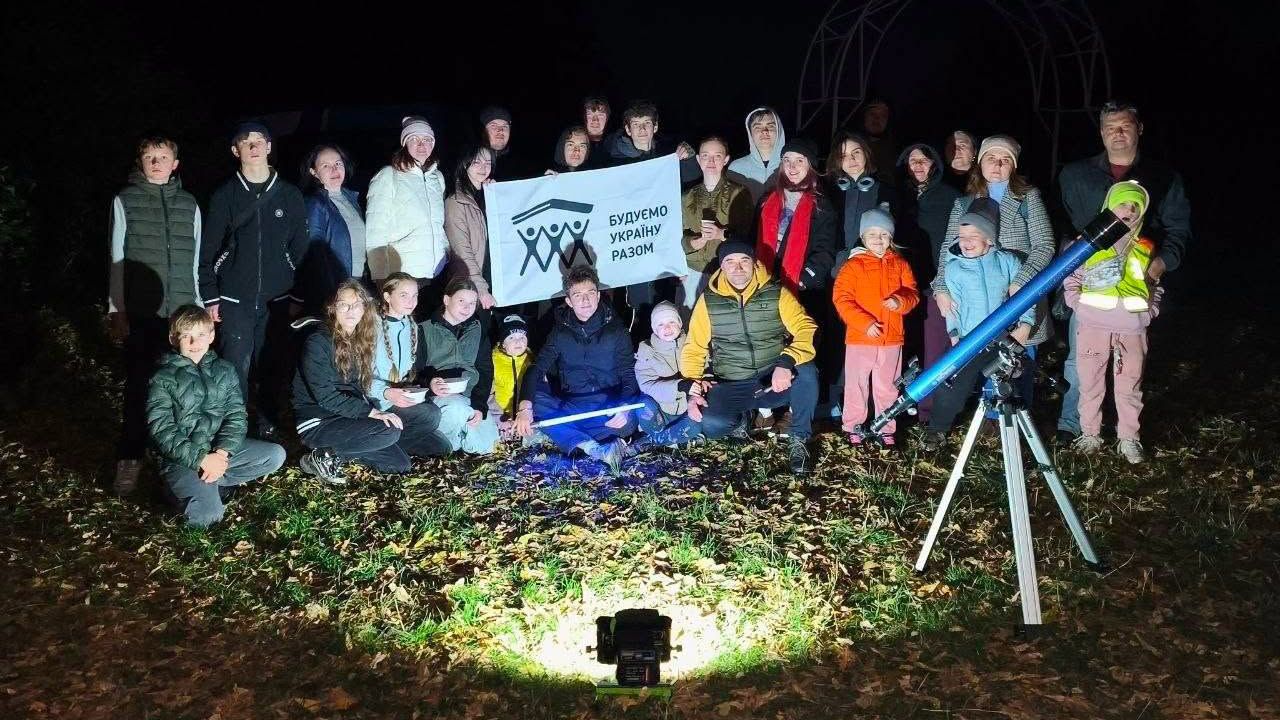 У Нових Санжарах молодіжний рух БУР організував «Астро Вечір» біля альтанки святої Покрови