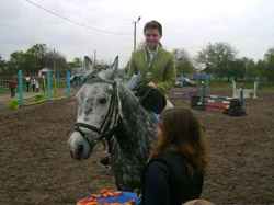 Выделили 20 тыс грн на конно-спортивную школу «Фаворит»