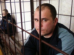 Обвиненные в избиении работника прокуратуры милиционеры дали интервью